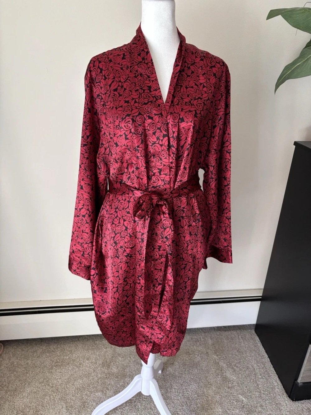 Morgan Taylor women’s robe size S
